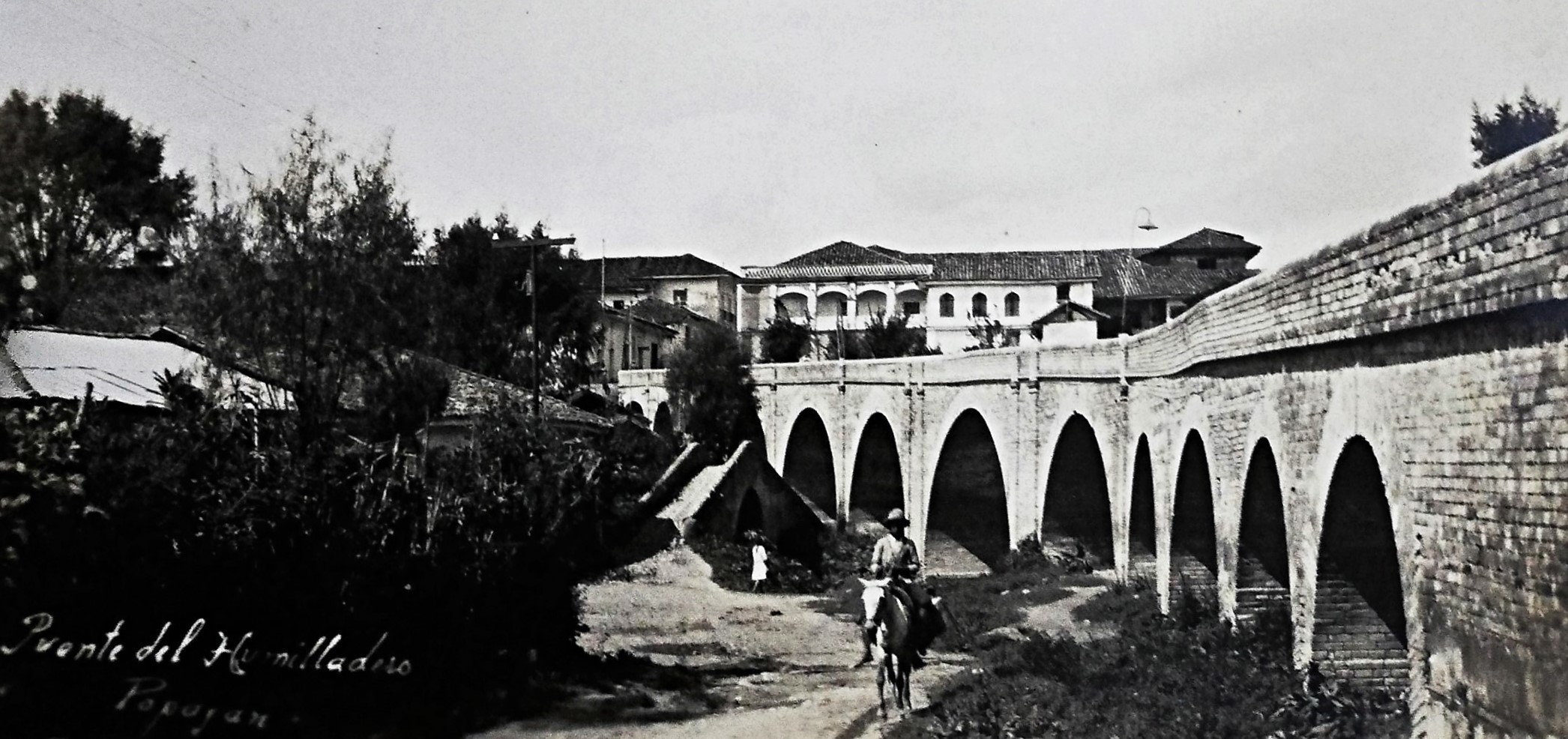 El Puente del Humilladero de fray Serafín en Popayán